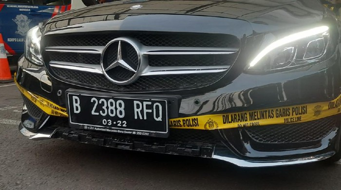 Pelaku tabrak lari bocah di Kelapa Gading mengemudikan Mercy berlepat RFQ