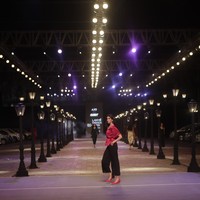Lakme Fashion Week 2021 dilaksanakan di sebuah lapangan parkir.