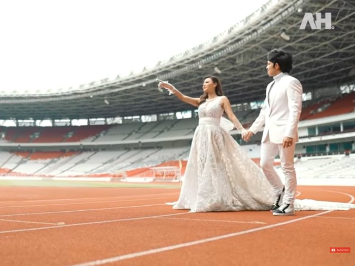 prewed Aurel Hermansyah dan Atta Halilintar prewed Aurel Hermansyah dan Atta Halilintar di GBK