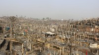 Pemerintah Bangladesh hingga kini masih menyelidiki penyebab kebakaran tersebut. AP Photo/ Shafiqur Rahman