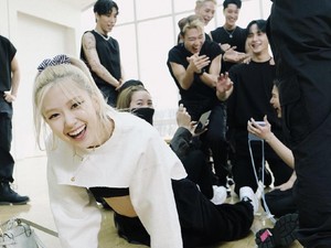 #WAPChallenge Ramai di TikTok, Rose BLACKPINK hingga SuA Dreamcatcher Ikutan!