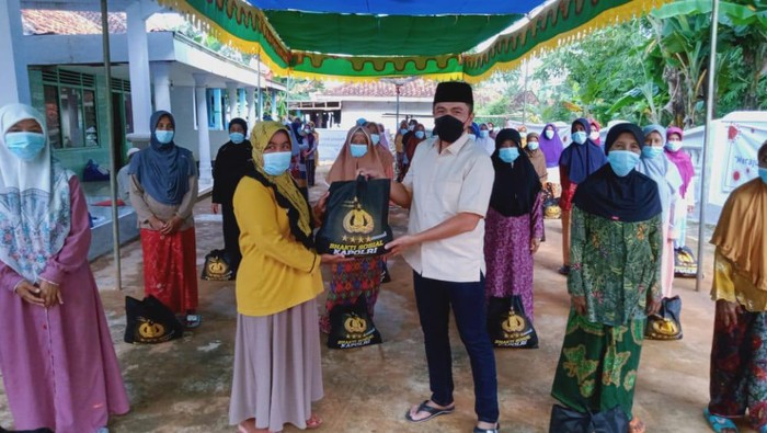 Salurkan Bantuan Kapolri, Ini Pesan Kaukus Muda Indonesia