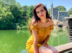 Alexandra, Pecatur Wanita Jagoan Berparas Menawan