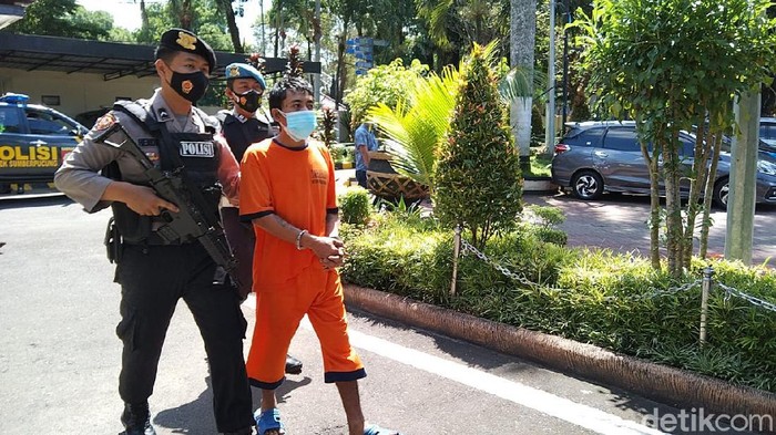 anak bunuh bapak