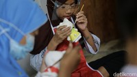 Disaat pandemi saat ini pesanan kerajinannya meningkat 100% karena sekolah tatap muka ditiadakan sehingga kerajinan ini dapat digunakan sebagai aktivitas anak di rumah.  