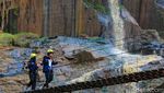Foto Air Terjun Cantik Buat Ngabuburit di Bandung