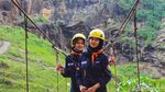 Foto Air Terjun Cantik Buat Ngabuburit di Bandung