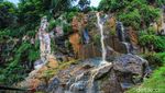 Foto Air Terjun Cantik Buat Ngabuburit di Bandung