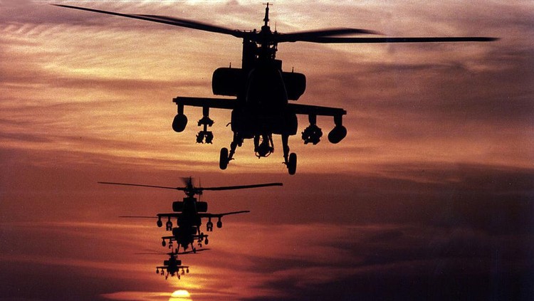 Deretan Foto Helikopter Canggih di Dunia Sejumlah negara kini mengoperasikan helikopter canggih untuk pertahanan negaranya seperti Apache, Super Cobra dan MI-24, yuk intip foto-fotonya!