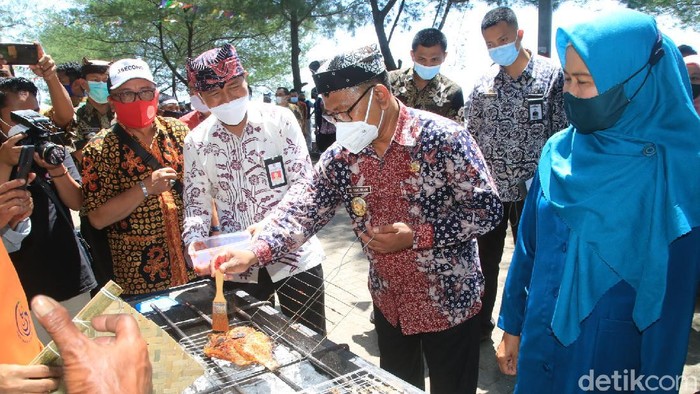 fish market festival