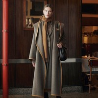 Koleksi busana fall/winter 2021 dari Tory Burch yang terinspirasi kota New York.  Foto: dok. Courtesy of Tory Burch.