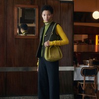 Koleksi busana fall/winter 2021 dari Tory Burch yang terinspirasi kota New York. Foto: dok. Courtesy of Tory Burch.