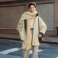 Koleksi busana fall/winter 2021 dari Tory Burch yang terinspirasi kota New York. Foto: dok. Courtesy of Tory Burch.