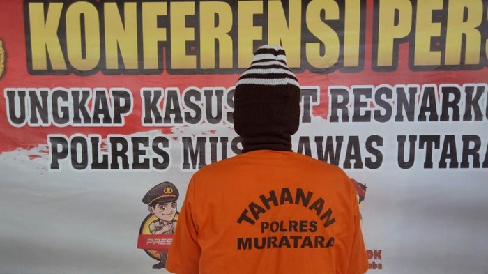 Konferensi pers kasus penyelundupan sabu dari Riau ke Muratara, Sumsel