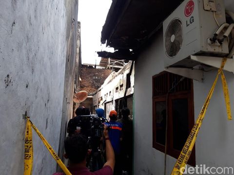 Kontrakan di Matraman terbakar sebabkan 10 orang tewas (Rakha/detikcom)