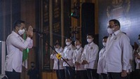 Pada kesempatan kali itu pula, Kadinda Sumsel langsung menyerahkan mandat dan dukungannya kepada Anindya Bakrie untuk maju menjadi Calon Ketua Umum Kadin setelah Rosan P Roeslani ditunjuk Presiden Jokowi menjadi Dubes RI untuk Amerika Serikat.  