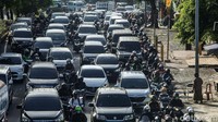 Diketahui DKI Jakarta memperpanjang penerapan PPKM pada 23 Maret hingga 5 April 2021. Pemberlakuan Pembatasan Kegiatan Masyarakat (PPKM) harusnya mampu meminimalisir tingkat kegiatan di tengah pandemi yang masih menghantui warga.