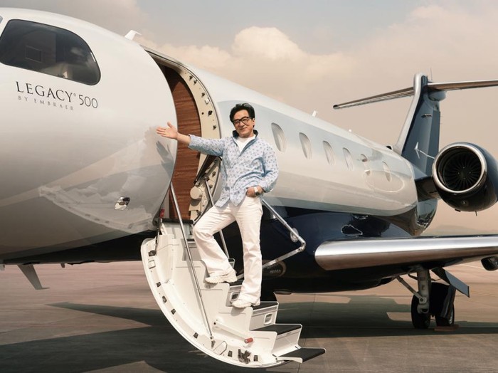 Perjalanan Hidup Jackie Chan, Sang Aktor Laga Legendaris