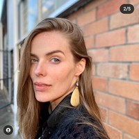 Model 31 tahun itu kerap mengkampanyekan tentang body positivity. Robyn cukup lantang dalam menyuarakan tentang penerimaan diri.  Foto: Dok. Instagram/@robynlawley