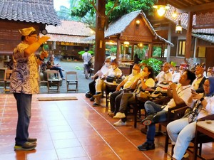 40 Pekebun Asal Labuan Bajo NTT Belajar Industri Pariwisata Melalui Kopi