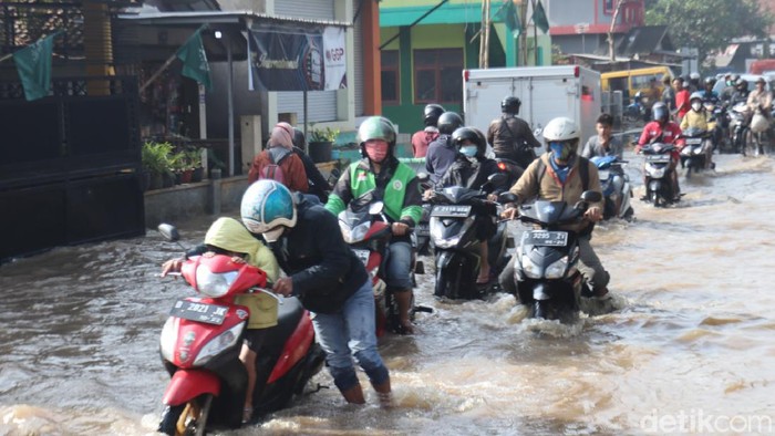 Banjir di Bandung.