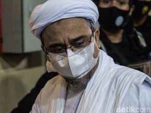 Adu Argumen HRS Vs Jaksa Pakai Hadis tentang Keadilan