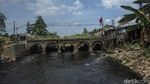 Jembatan Rusak di Kabupaten Bekasi Menanti Diperbaiki