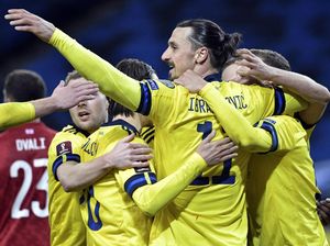Ibra Comeback, Bikin Assist Keren, Swedia Menang