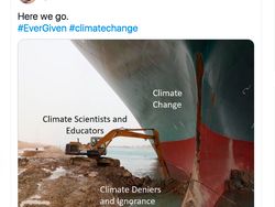 Meme Kocak Kapal Raksasa Nyangkut di Terusan Suez