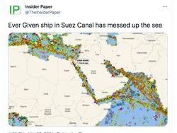 Meme Kocak Kapal Raksasa Nyangkut di Terusan Suez