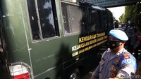Dalam perkara ini, mantan Ketua Umum FPI Ahmad Shabri Lubis beserta 4 orang lainnya didakwa bersama-sama dengan Habib Rizieq (dalam berkas terpisah) melakukan penghasutan sehingga menimbulkan kerumunan di Petamburan yang dianggap melanggar aturan mengenai pandemi virus corona (COVID-19). Penghasutan ini disebut terjadi pada saat acara Maulid Nabi Muhammad SAW.