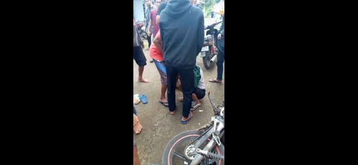 Pemuda di Tasik dihajar warga karena membawa kabur gadis
