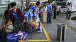 Pemerintah Larang Mudik Lebaran, Terminal Pulogebang Tetap Ramai
