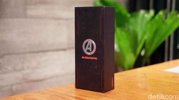 Reno5 Marvel Avengers Edition