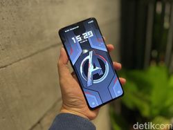 Intip Isi Kotak Oppo Reno5 Marverl Avengers Edition Harga Rp 5,7 Juta