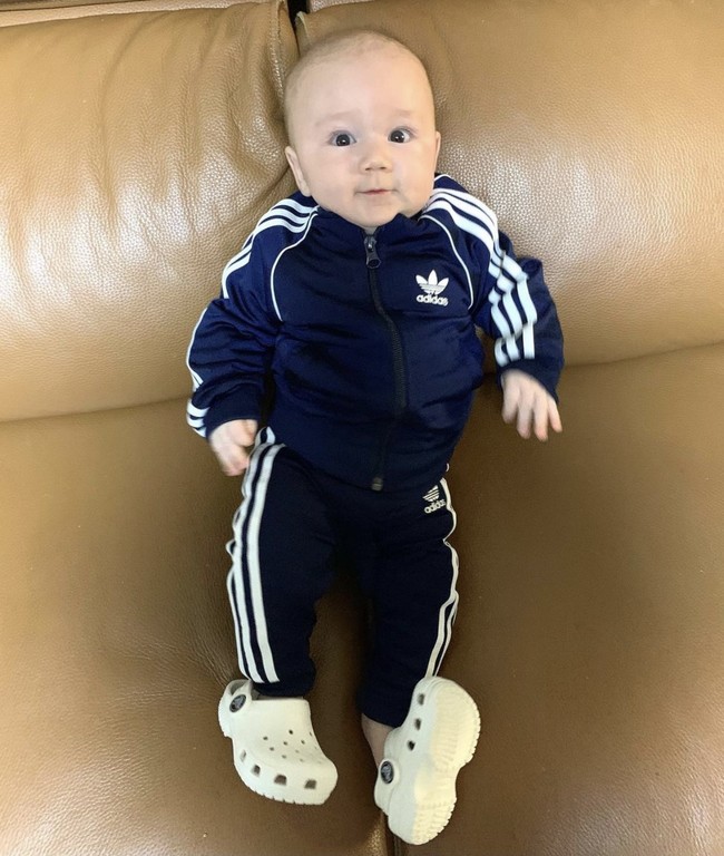 Saat memilih pendonor sperma, Sayuri tak memperdulikan kewarganegaraannya. Ia memilih pria yang sehat dengan EQ yang tinggi, agar kelak anaknya dapat berempati dengan orang lain. Foto: dok. Instagram sayuriakon13