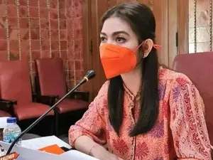 Cantiknya Selvi Ananda, Ibu Wali Kota Solo Saat Tugas PKK, Pakai Jam Hermes