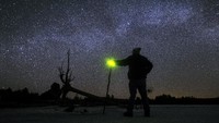Gugusan bintang atau Milky Way dapat dilihat dengan mata biasa tanpa harus menggunakan teleskop bintang khusus.