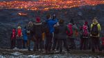 Menjajal Wisata Ekstrem Nonton Lahar Panas Gunung Berapi di Islandia