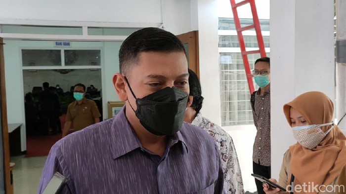 Wali Kota Kediri Abdullah Abu Bakar