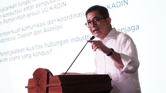 Wakil Ketua Umum Kadin resmi mencalonkan diri sebagai Ketua Umum Kamr Dagang dan Industri (KADIN) Indonesia periode 2021-2026.
