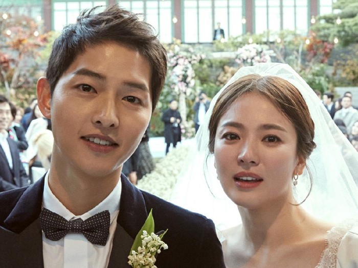 Artis Korea Ganteng yang Menikah Karena Terlibat Cinlok Artis Korea Ganteng yang Menikah Karena Terlibat Cinlok, Song Joong Ki dan Song Hye Kyo