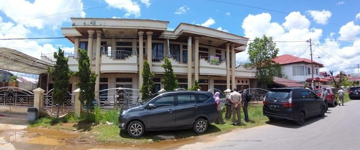 Aset terkait Heru Hidayat salah satu tersangka kasus Asabri, disita Kejagung. (Dok Puspen Kejagung)