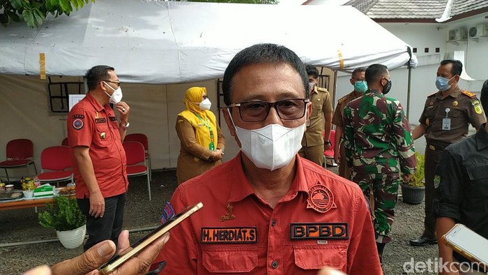 Bupati Ciamis Herdiat Sunarya