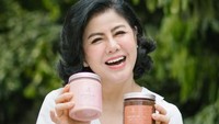 Desiree adalah sosok yang mandiri. Ia memiliki usaha kuliner dengan kue-kue buatannya yang enak dan menarik. Belum lama ini, ia juga membuat ragam gelato. Foto: Instagram @mamitoko