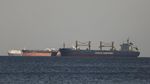 Kandasnya Kapal Raksasa di Terusan Suez Masih Jadi Sorotan Dunia