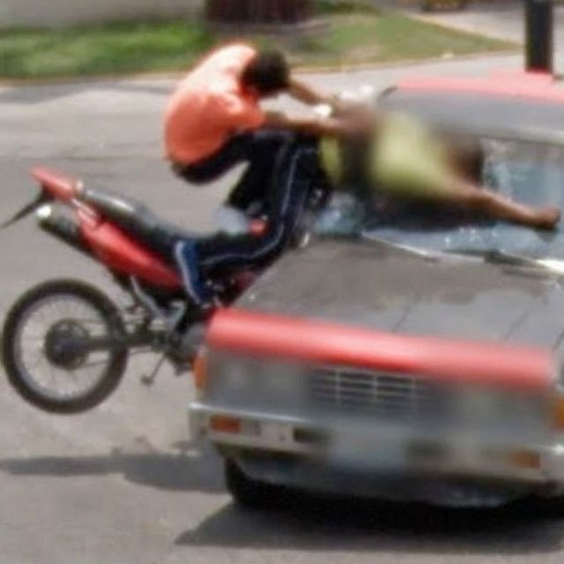 Kejadian Tak Terduga Terekan Google Street View