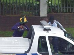 Kejadian Tak Terduga yang Terekam Google Street View Bikin Terperangah