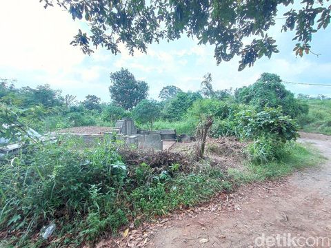 Lahan Bong Ku Tiong di Cirebon Diserobot Jadi Bangunan