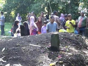 Misteri Tanah Menggelembung Makam Tanpa Nama